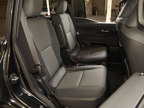 Used 2026 Lexus GX 550 image 19