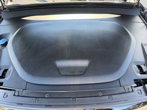 Certified 2023 Volvo XC40 Recharge Ultimate w/ Protection Package Premier AWD/4WD image 29