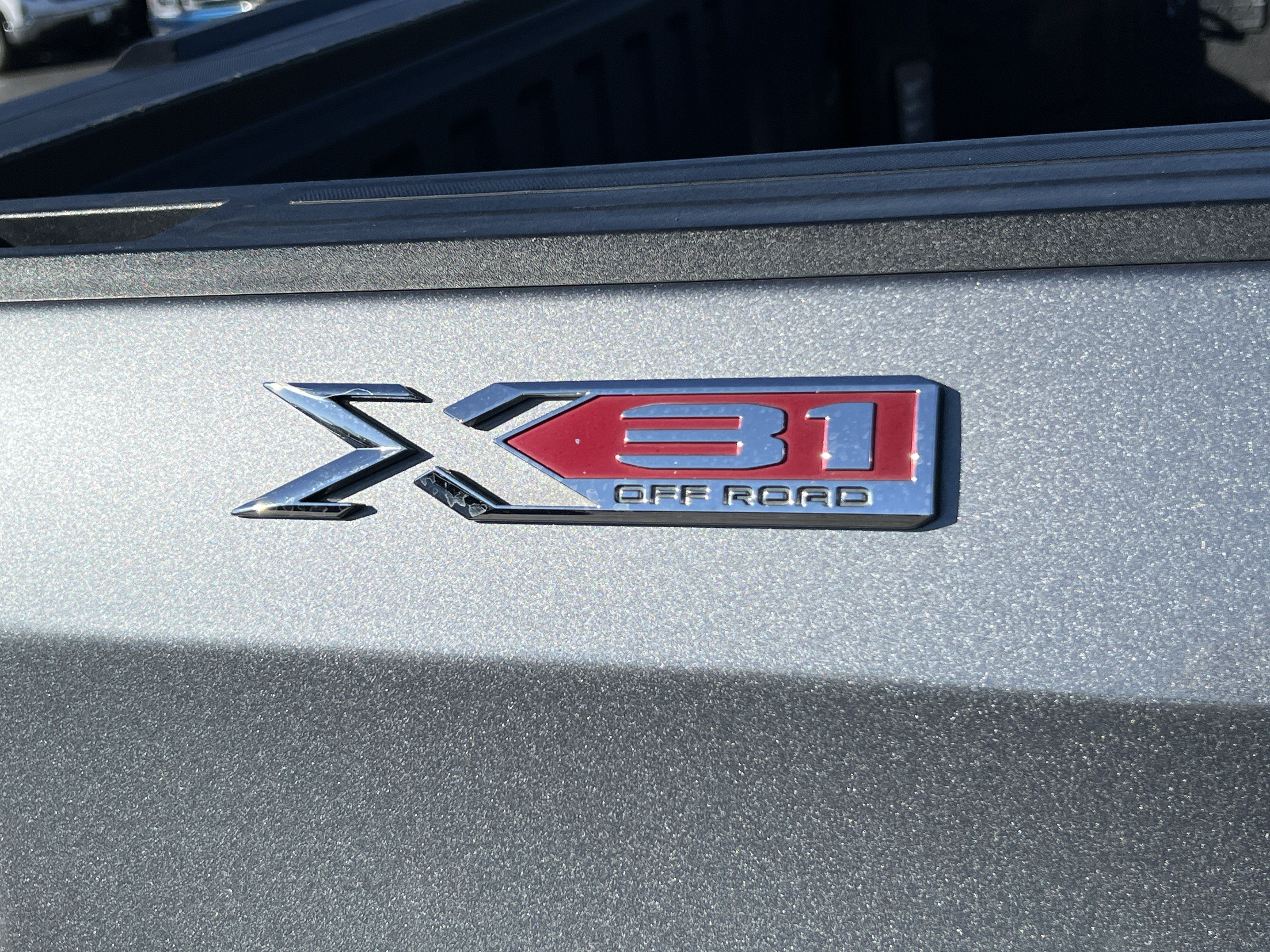 Used 2021 GMC Sierra 1500 Elevation w/ X31 Off-Road Package AWD/4WD image 10