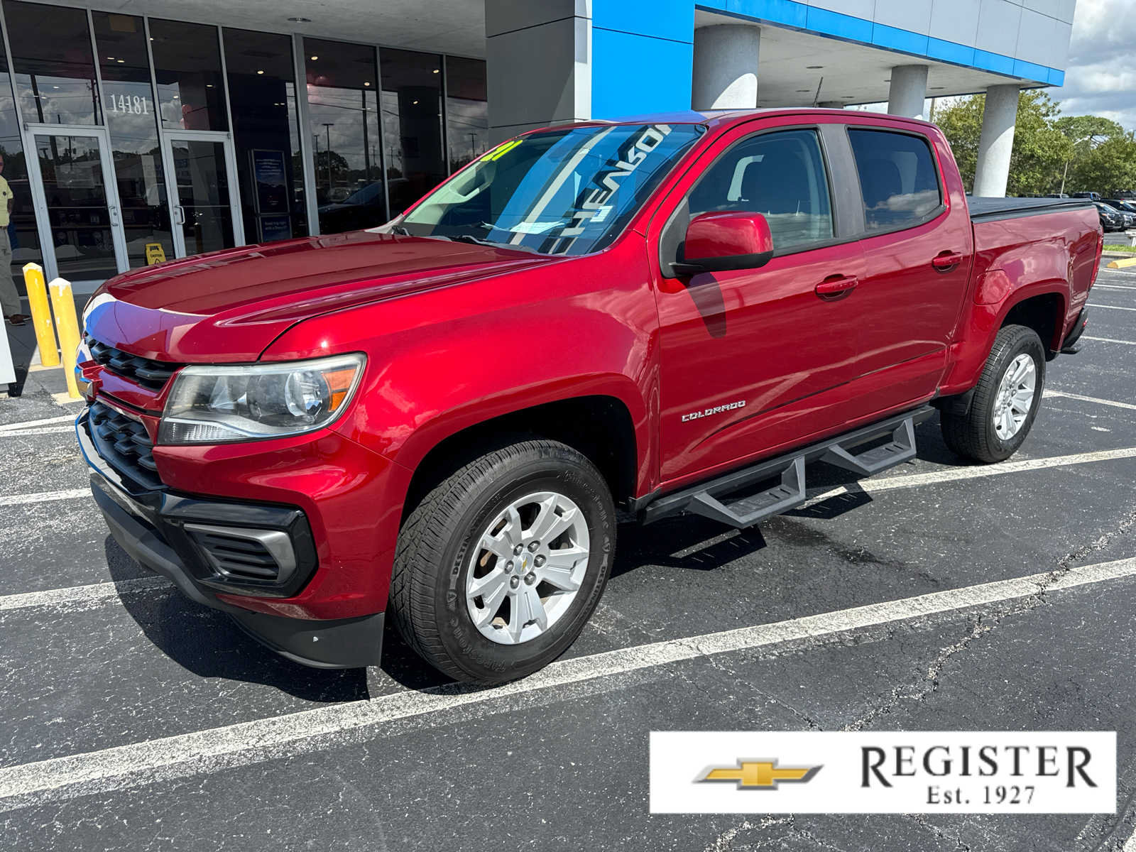 Used 2021 Chevrolet Colorado LT RWD image 1