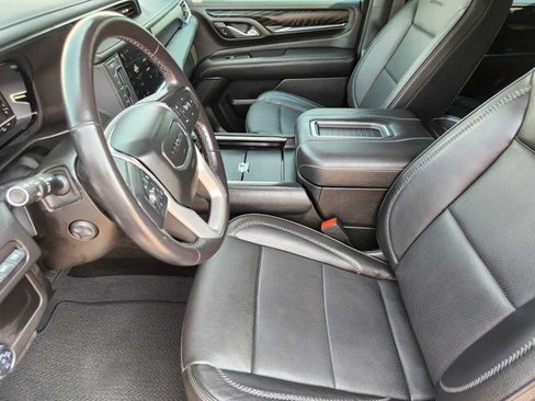 Used 2022 GMC Yukon Denali AWD/4WD image 7