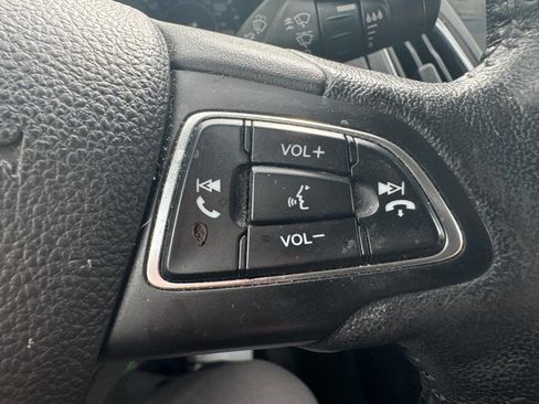 Used 2017 Ford Focus Titanium image 16