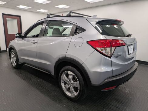 Certified 2021 Honda HR-V LX image 6