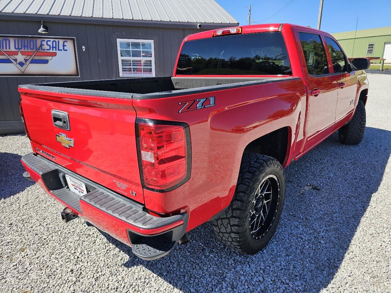 Used 2018 Chevrolet Silverado 1500 LT w/ Texas Edition AWD/4WD image 13