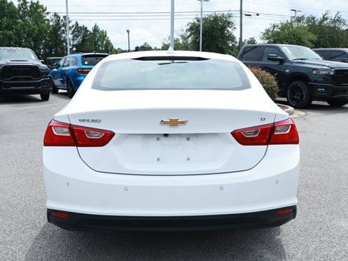 Used 2024 Chevrolet Malibu LT FWD image 7