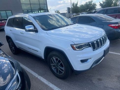 Used 2019 Jeep Grand Cherokee Limited w/ Luxury Group II RWD image 4