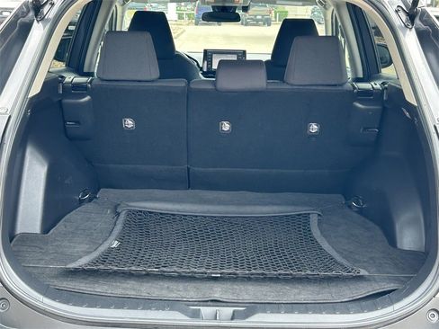 Used 2020 Toyota RAV4 LE image 15