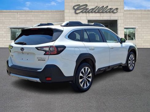 Used 2023 Subaru Outback Touring XT AWD/4WD image 8