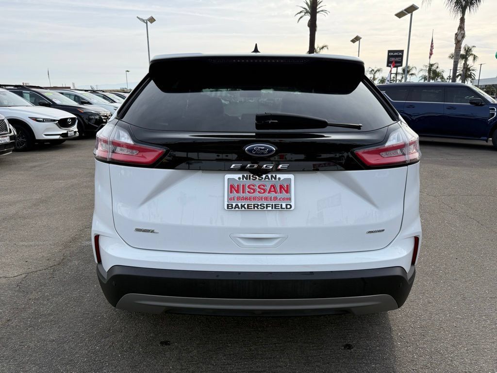 Used 2024 Ford Edge SEL AWD/4WD image 5