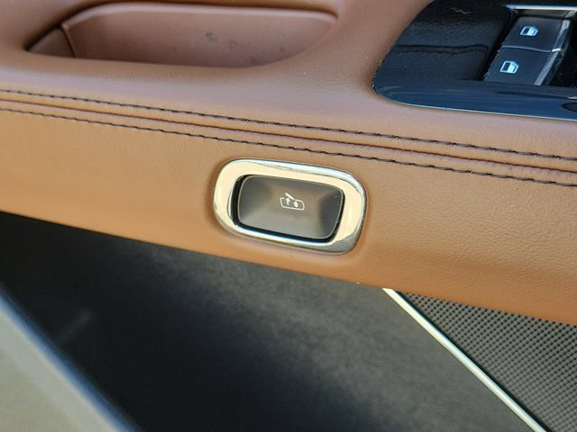 Certified 2023 Lincoln Aviator Reserve w/ Elements Package Plus RWD image 16