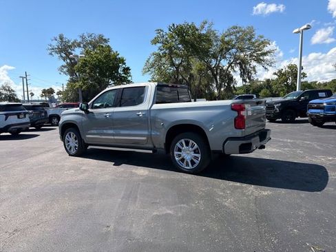 New 2026 Chevrolet Silverado 1500 High Country AWD/4WD image 5