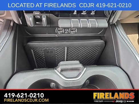 New 2026 RAM 1500 Laramie AWD/4WD image 14