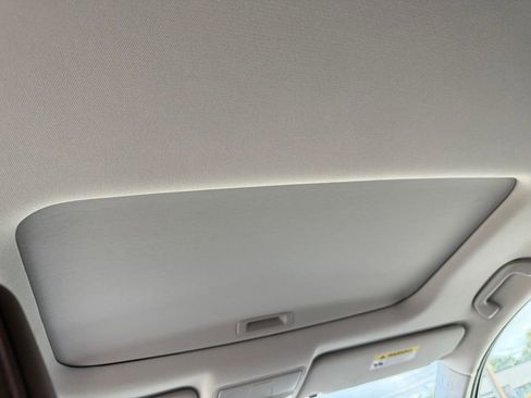 Used 2017 Acura MDX FWD w/ Technology Package image 16