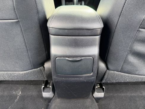 Used 2014 Toyota Corolla S image 29