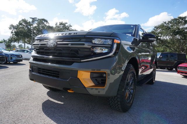 Used 2025 Ford Expedition Tremor AWD/4WD image 24