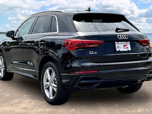 Used 2020 Audi Q3 2.0T Premium w/ Convenience Package AWD/4WD image 6