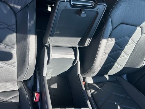 New 2026 Volkswagen Atlas SE FWD image 38