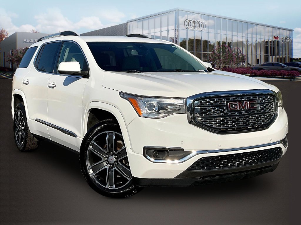 Used 2019 GMC Acadia Denali FWD image 1