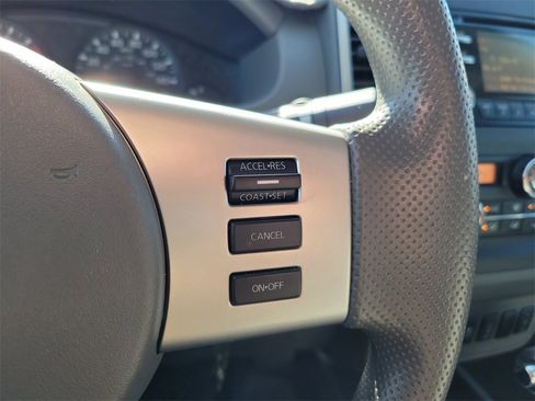 Used 2014 Nissan Frontier SV w/ SV Value Truck Package image 25