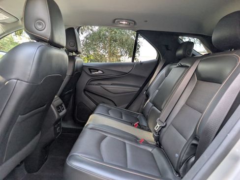 Used 2020 Chevrolet Equinox Premier FWD image 17