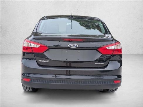 Used 2012 Ford Focus S FWD image 6