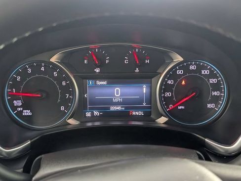 Used 2023 Chevrolet Equinox LT FWD image 18