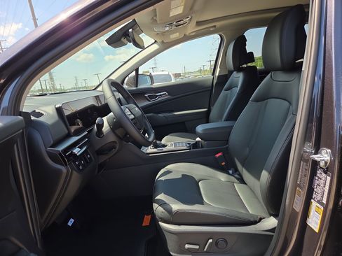 New 2026 Kia Sportage EX w/ EX Panorama Roof Package FWD image 5