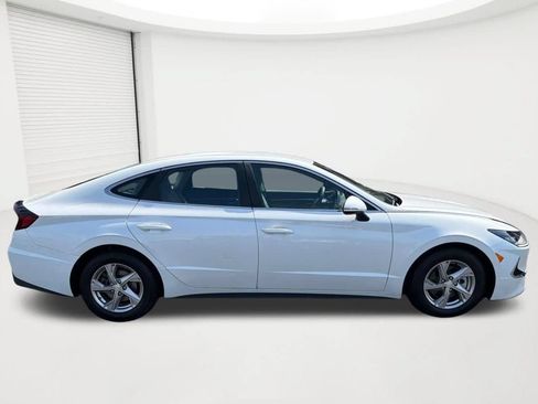 Used 2022 Hyundai Sonata SE FWD image 4