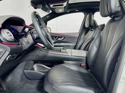 Used 2023 Mercedes-Benz EQS 580 4MATIC SUV w/ Acoustic Comfort Package image 12