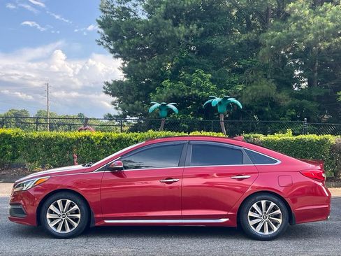 Used 2017 Hyundai Sonata Sport w/ Value Edition Package 02 FWD image 2