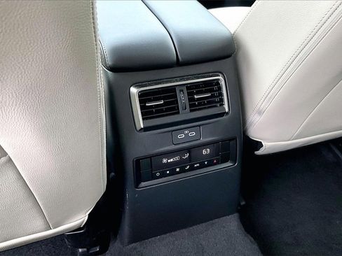 Certified 2025 MAZDA CX-90 3.3 Turbo w/ Preferred Package image 21