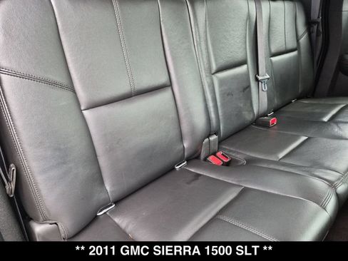 Used 2011 GMC Sierra 1500 SLT w/ All-Terrain Package AWD/4WD image 23