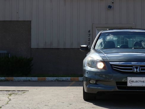 Used 2012 Honda Accord EX-L image 3