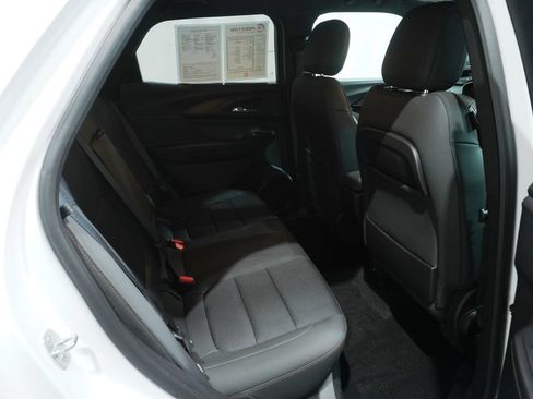 Used 2021 Chevrolet TrailBlazer RS w/ Convenience Package FWD image 14