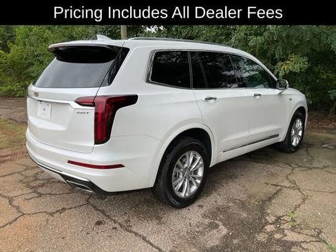 Used 2024 Cadillac XT6 Luxury w/ LPO, Floor Liner Package AWD/4WD image 27