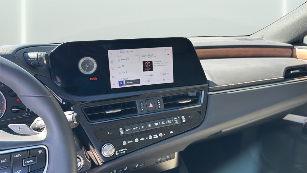 Used 2023 Lexus ES 350 w/ Premium Package FWD image 17