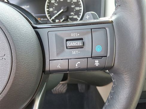 Certified 2023 Nissan Rogue SL w/ SL Premium Package image 24