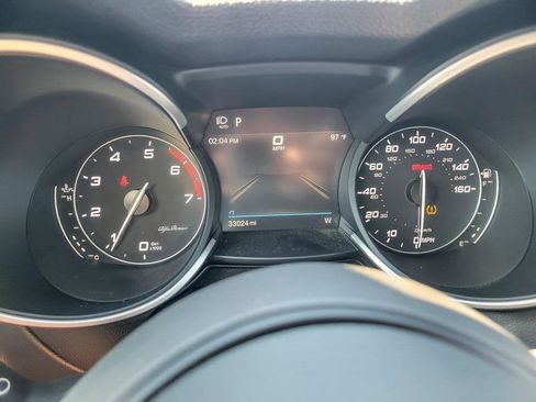 Used 2022 Alfa Romeo Stelvio Sprint image 12