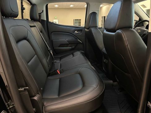 Used 2019 Chevrolet Colorado Z71 w/ Z71 Midnight Edition image 25