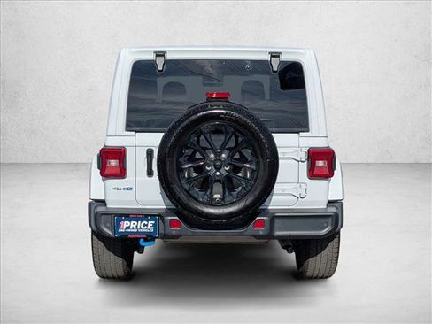 Used 2024 Jeep Wrangler Sahara w/ Technology Group image 7