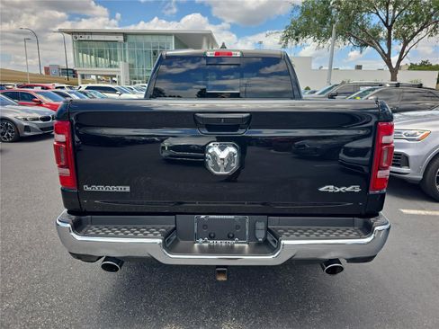 Used 2023 RAM 1500 Laramie AWD/4WD image 4