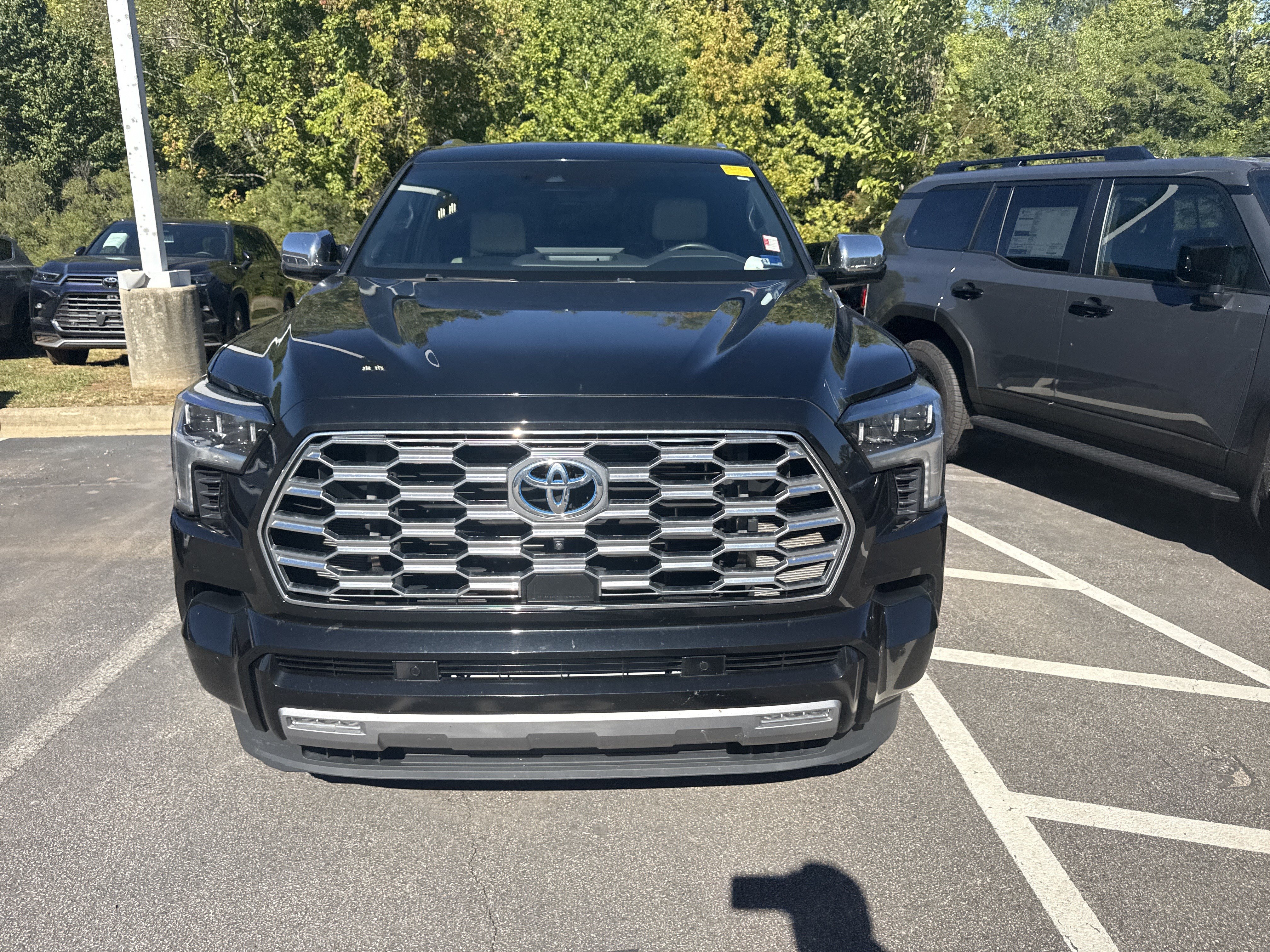Used 2024 Toyota Sequoia Capstone AWD/4WD image 39