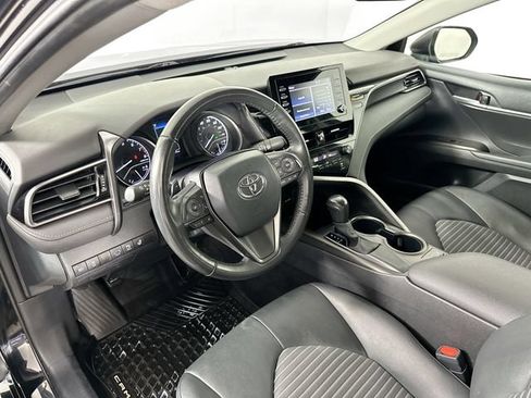 Used 2024 Toyota Camry SE FWD image 18