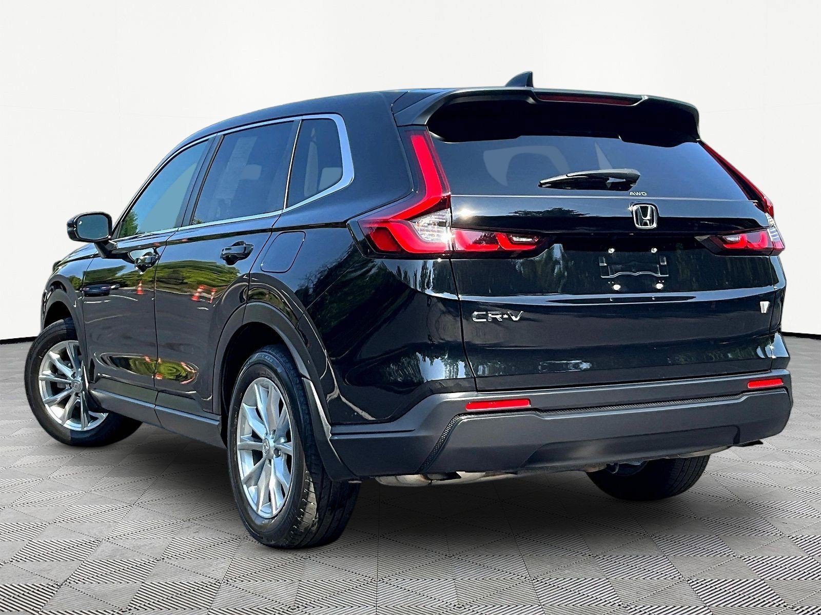 Certified 2024 Honda CR-V EX image 4