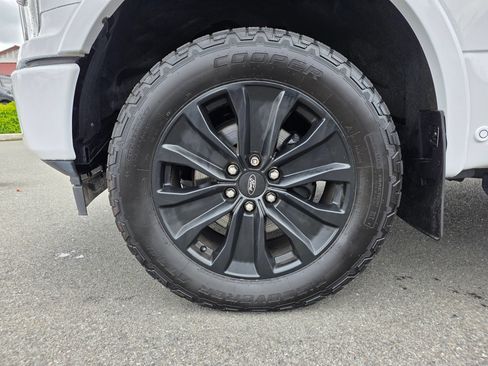 Used 2020 Ford F150 Lariat w/ Equipment Group 502A Luxury AWD/4WD image 9