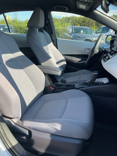 Used 2025 Toyota Corolla SE FWD image 17