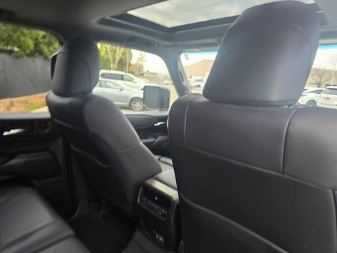 Used 2025 Toyota Land Cruiser image 15