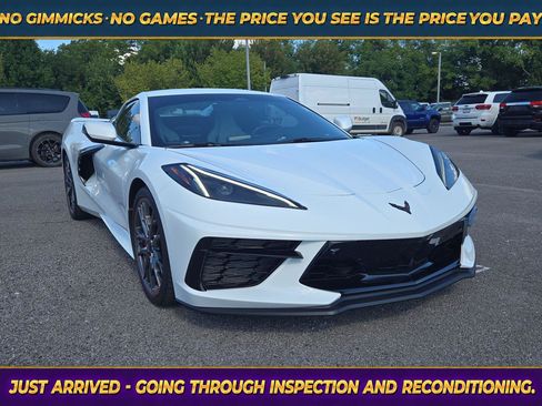 Used 2024 Chevrolet Corvette Stingray Preferred Conv w/ 2LT RWD image 1