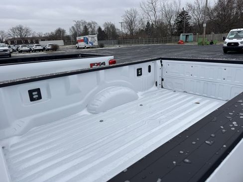 New 2026 Ford F250 XL w/ XL Chrome Package image 4