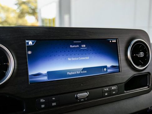 Used 2025 Mercedes-Benz Sprinter 3500 image 62